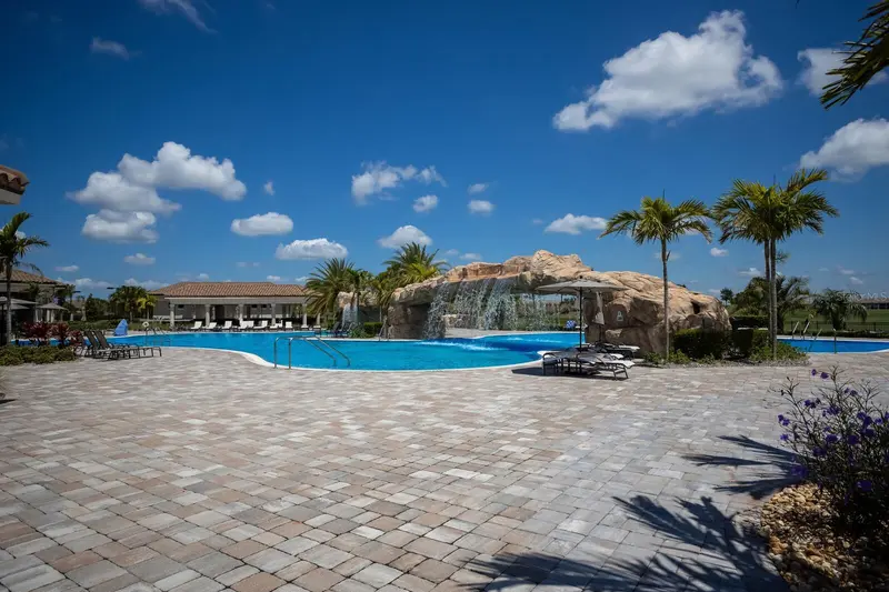 Thumbnail 37