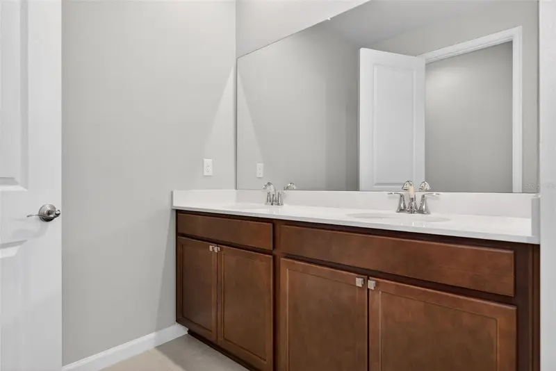 Thumbnail 23