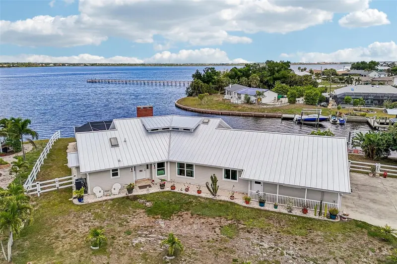 3072 MAUCK TERRACE, PORT CHARLOTTE, photo 2 of 63