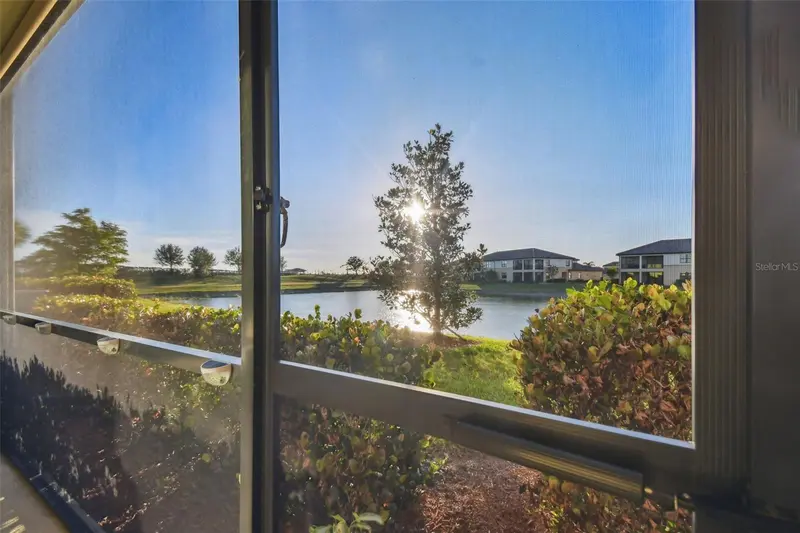 Thumbnail 48