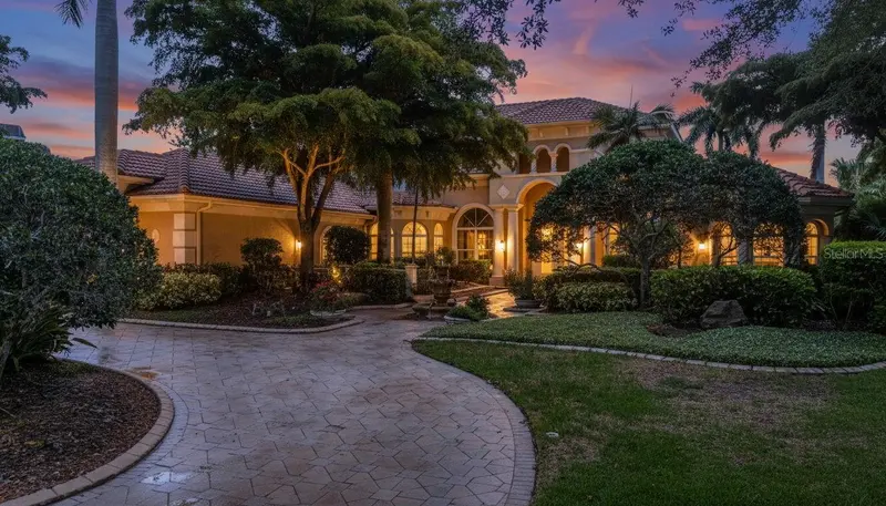 7004 PORTMARNOCK PLACE, LAKEWOOD RANCH