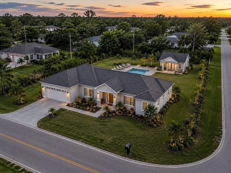 DE LEON DRIVE, NORTH PORT