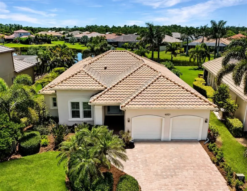 4821 ROYAL DORNOCH CIRCLE, BRADENTON