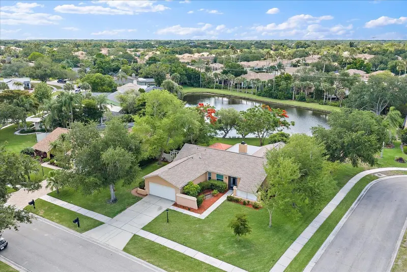 4352 KINGSTON LOOP, SARASOTA