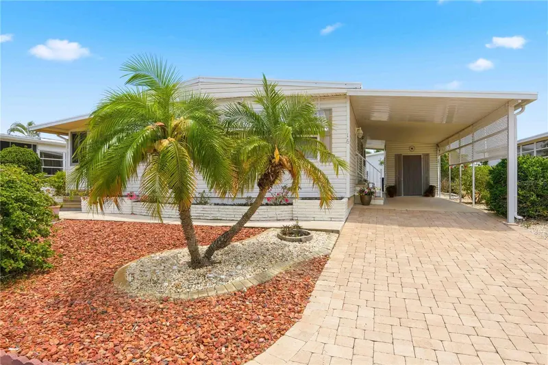 16 GRANADA PLAZA, ENGLEWOOD