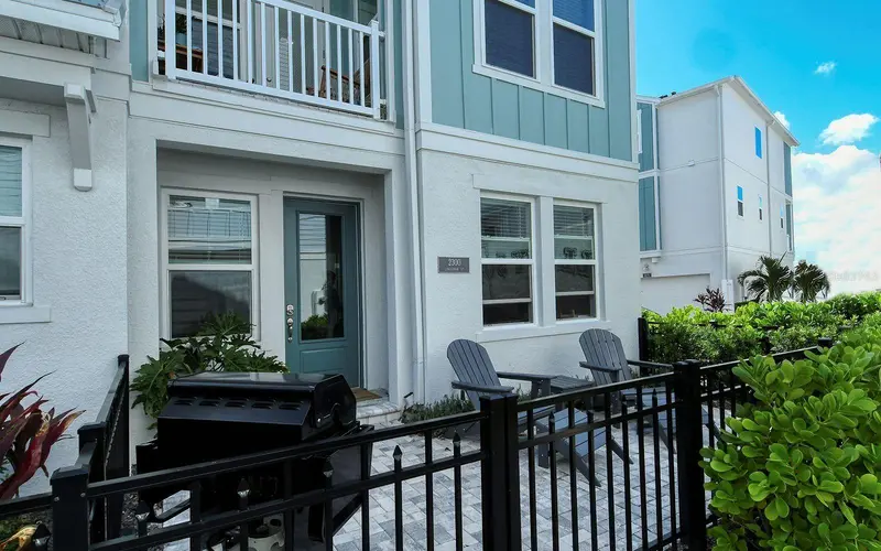 2300 LINDSTROM STREET, SARASOTA, photo 3 of 62