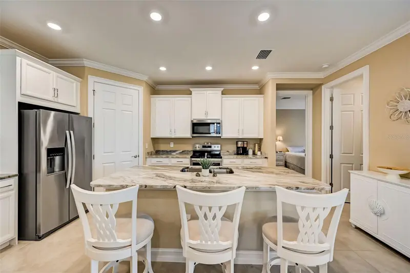 113 VINADIO BOULEVARD, NOKOMIS, photo 3 of 37