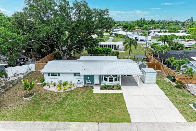 2317 TUTTLE AVENUE, SARASOTA