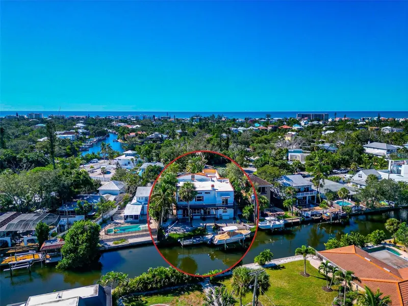681 AVENIDA DE MAYO, SARASOTA