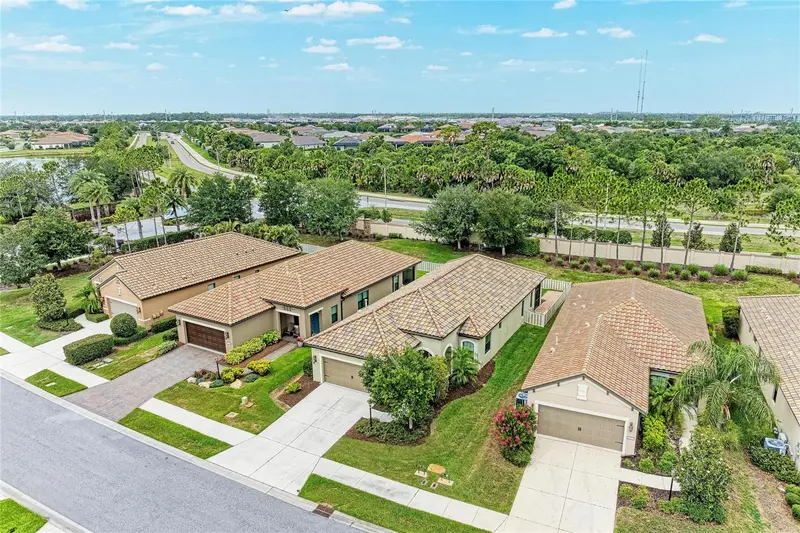 213 ALFERO WAY, NOKOMIS, photo 2 of 64