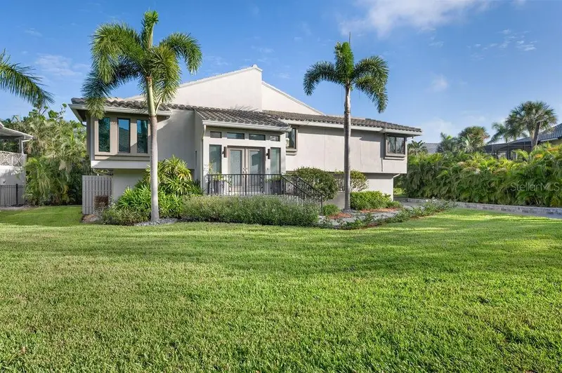 3210 BAYOU SOUND, LONGBOAT KEY