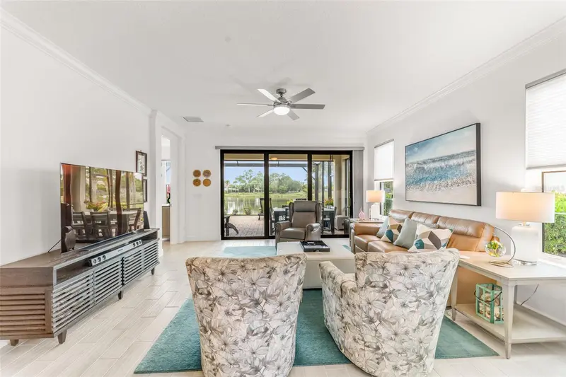 5362 CICERONE STREET, SARASOTA, photo 5 of 37