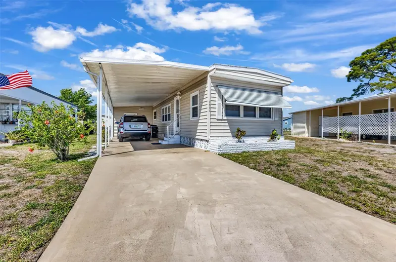 6835 ANAPA COURT, NORTH PORT