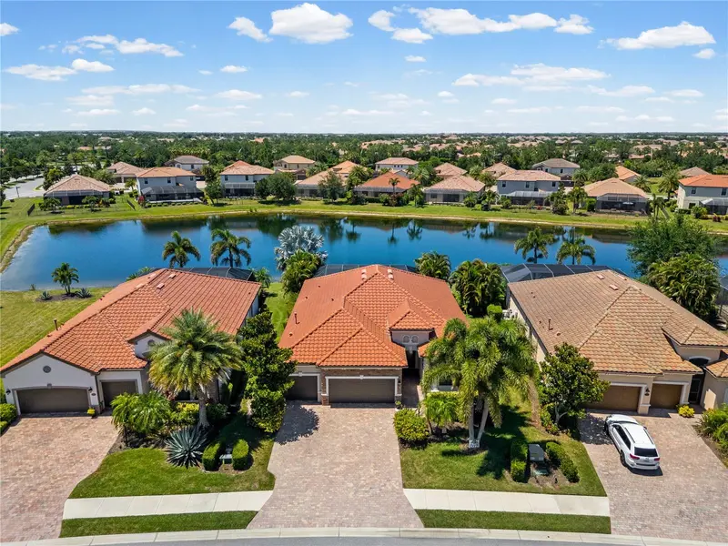 13211 RAMBLEWOOD TRAIL, BRADENTON, photo 5 of 56