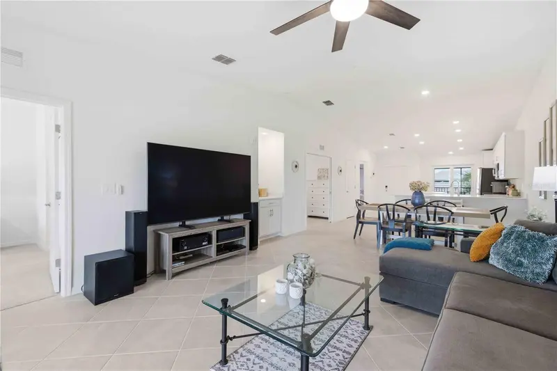 Thumbnail 23