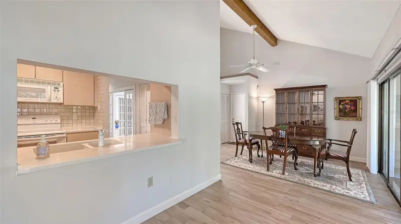 Thumbnail 16