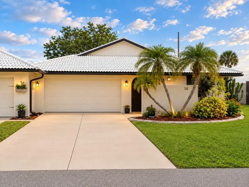 14 IDLE SANDS DRIVE, VENICE