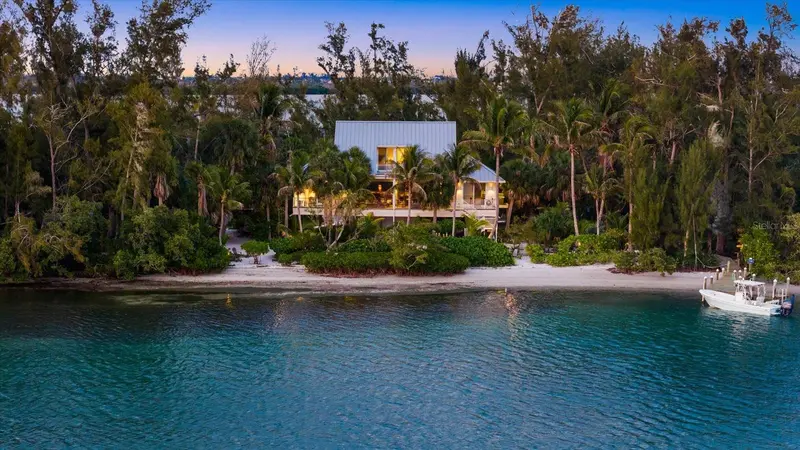 7143 LA LENAIRE DRIVE, LONGBOAT KEY