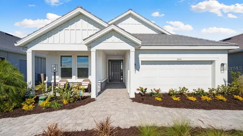 10610 ECLIPSE STREET, SARASOTA