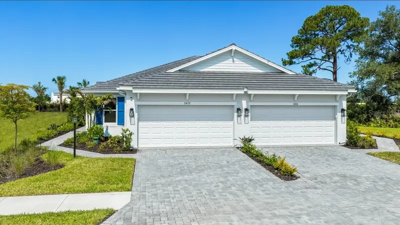 7452 MOONBEAM AVENUE, SARASOTA