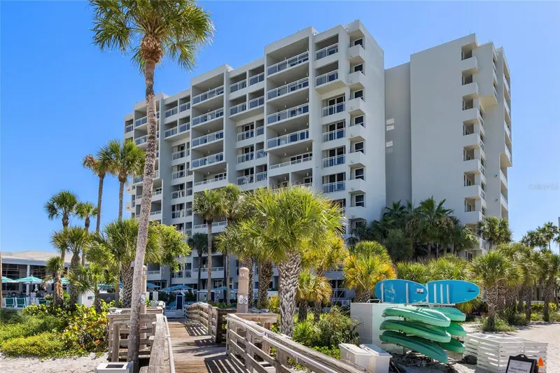 210 SANDS POINT ROAD #2101, LONGBOAT KEY