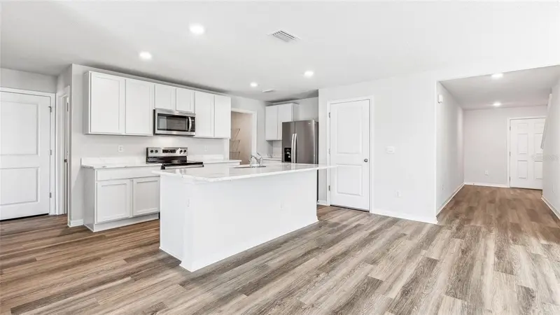 18105 GANDER TERRACE, LAKEWOOD RANCH, photo 3 of 50