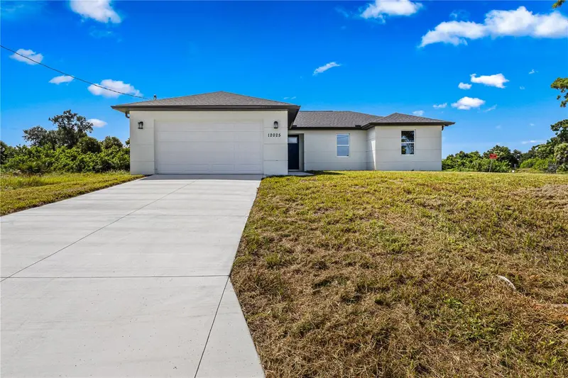 12025 CLARENDON AVENUE, PORT CHARLOTTE