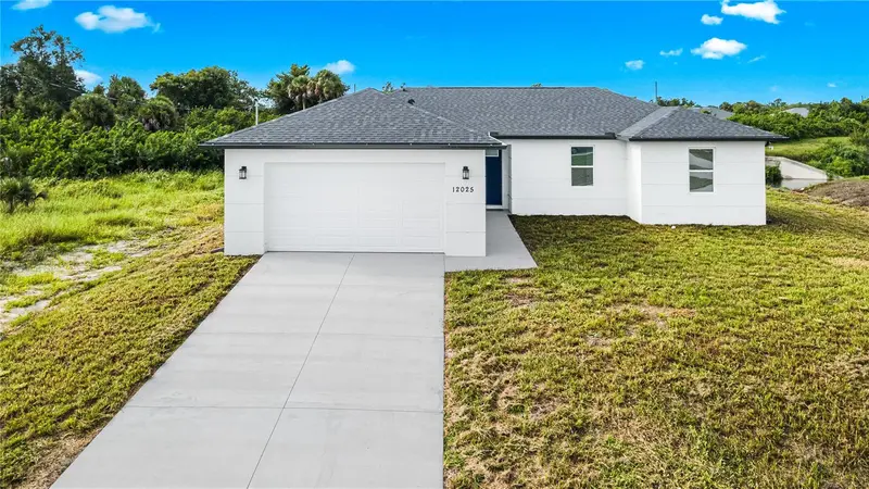 12025 CLARENDON AVENUE, PORT CHARLOTTE, photo 2 of 35