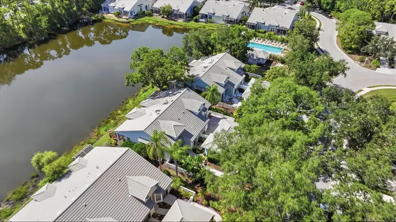 7706 WHITEBRIDGE GLEN, UNIVERSITY PARK, photo 4 of 56