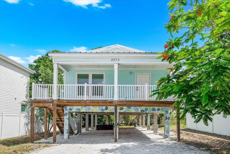 2375 BAHIA VISTA STREET, SARASOTA