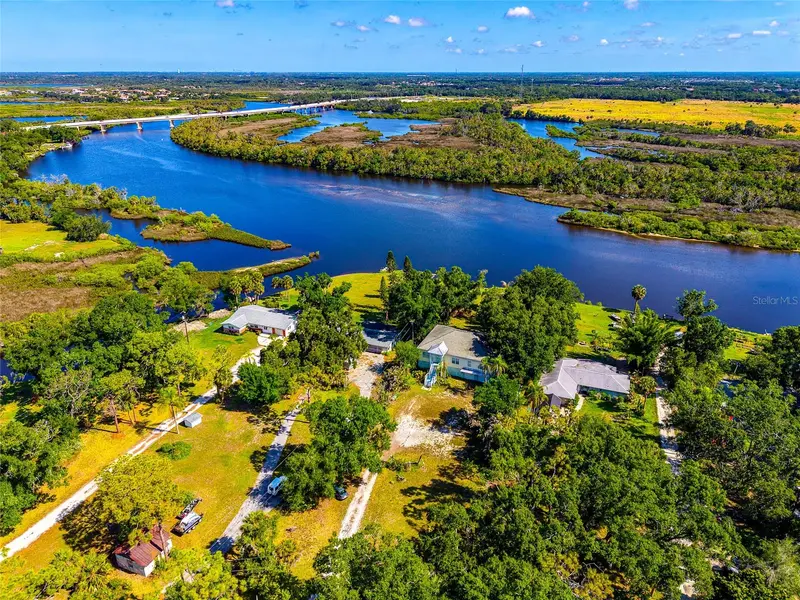 11903 UPPER MANATEE RIVER ROAD, BRADENTON