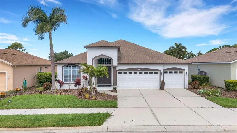 374 LONDONDERRY DRIVE, SARASOTA
