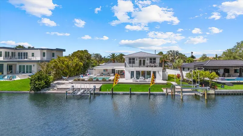 813 IDLEWILD WAY, SARASOTA