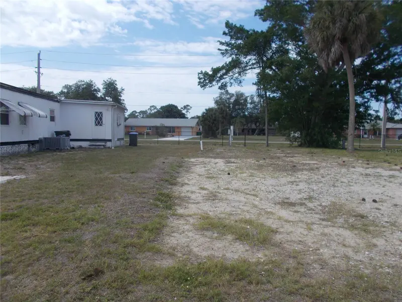5090 PALENA BOULEVARD, NORTH PORT