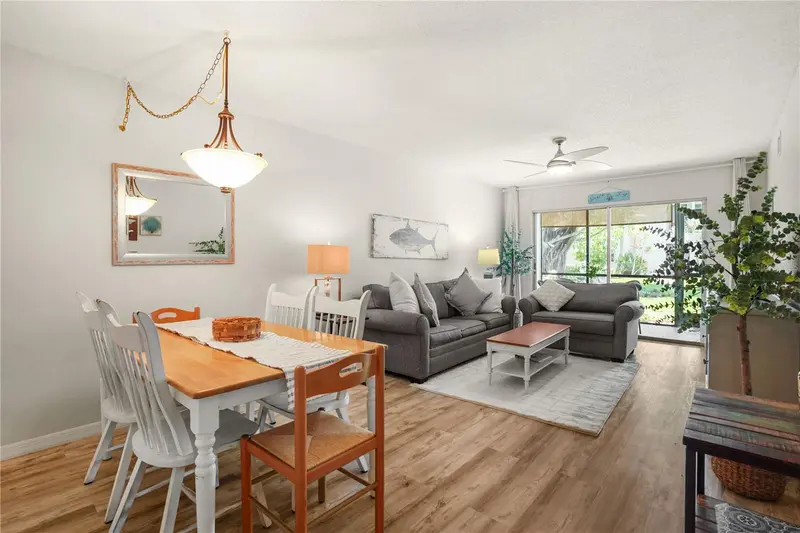 5673 MIDNIGHT PASS ROAD #201, SARASOTA, photo 5 of 38
