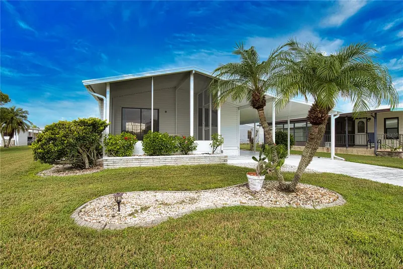 632 LA JOLLA CIRCLE, NORTH PORT