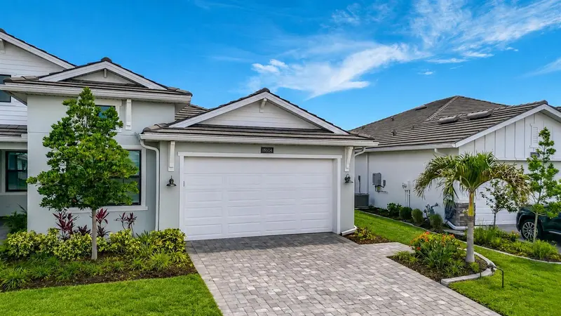 18604 DAYSPRING PLACE, VENICE