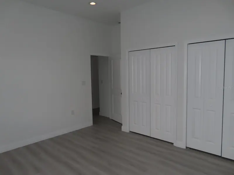 Thumbnail 37