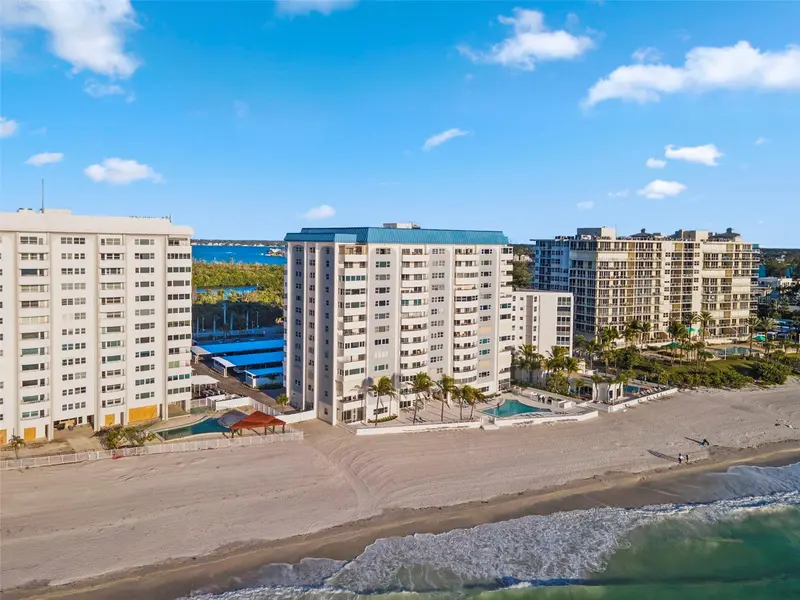 1750 BENJAMIN FRANKLIN DRIVE #1D, SARASOTA