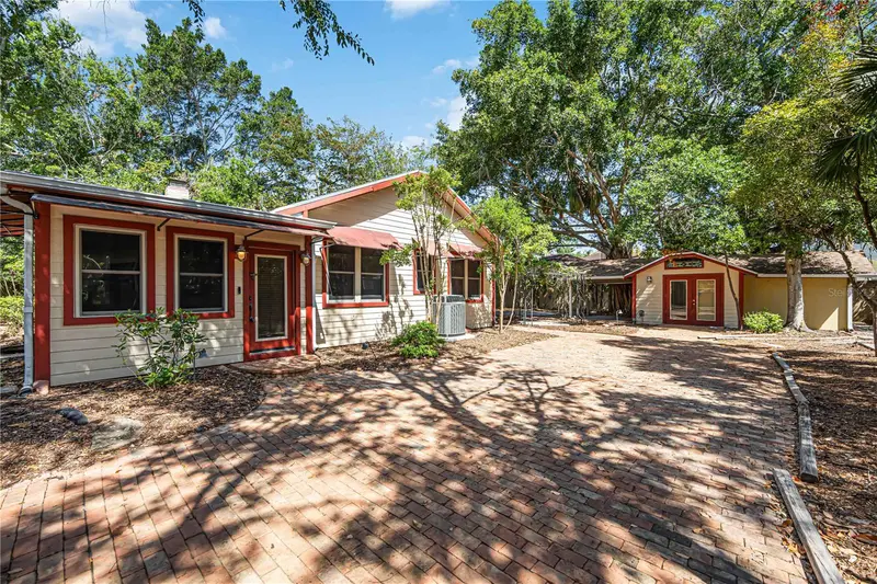 1743 8TH STREET, SARASOTA