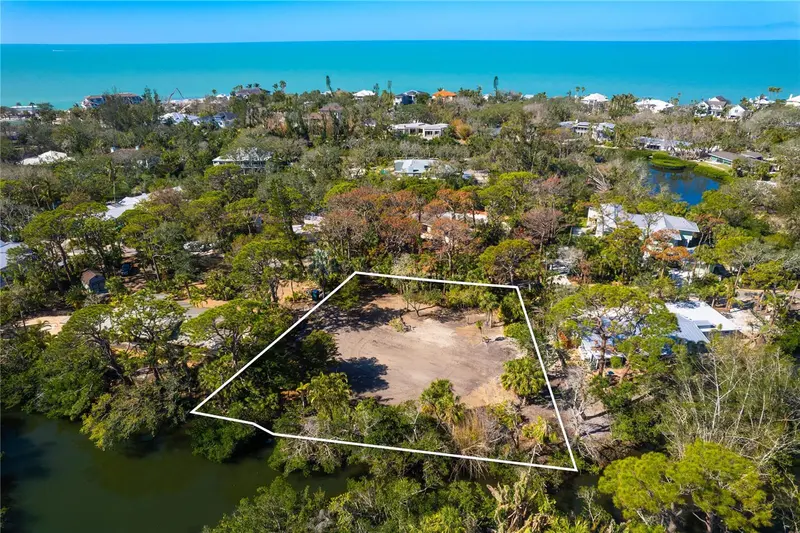 7219 PINE NEEDLE ROAD, SARASOTA