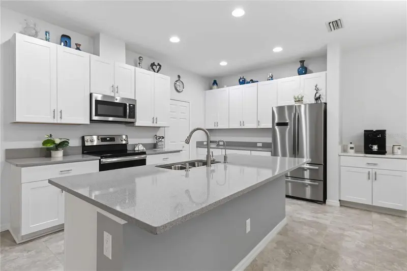 Thumbnail 24