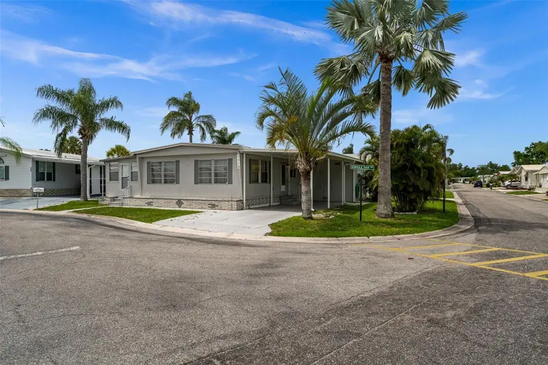 3318 SHINGLE OAK TERRACE, SARASOTA, photo 3 of 51