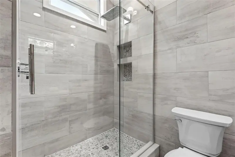 Thumbnail 29