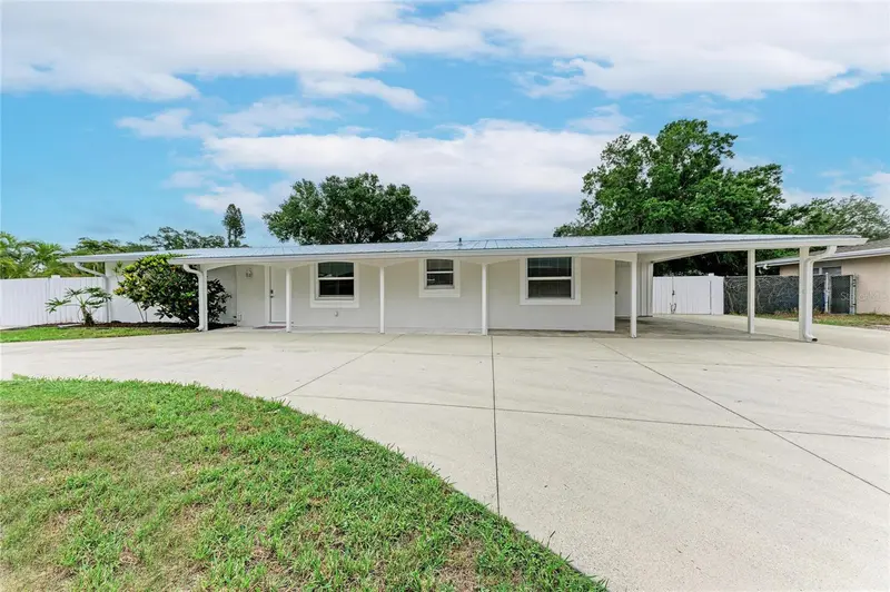 2714 DATURA STREET, SARASOTA
