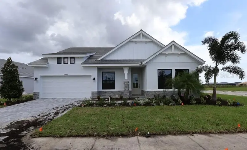 17676 FOXTAIL LOOP, VENICE