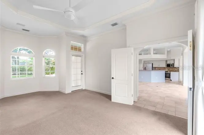 Thumbnail 33