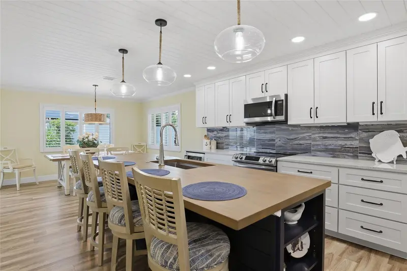 707 BEVERLY ROAD, VENICE, photo 5 of 59