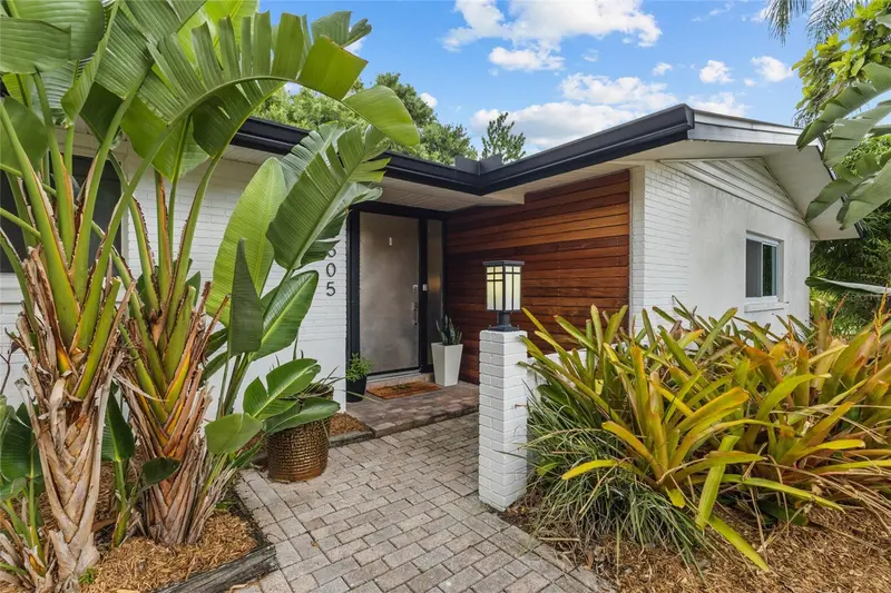 2605 BOTANY AVENUE, SARASOTA, photo 3 of 60