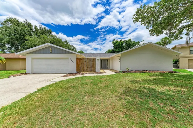4242 DRYDEN CIRCLE, SARASOTA